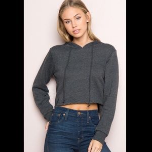 BRANDY MELVILLE cute gray cropped piper hoodie